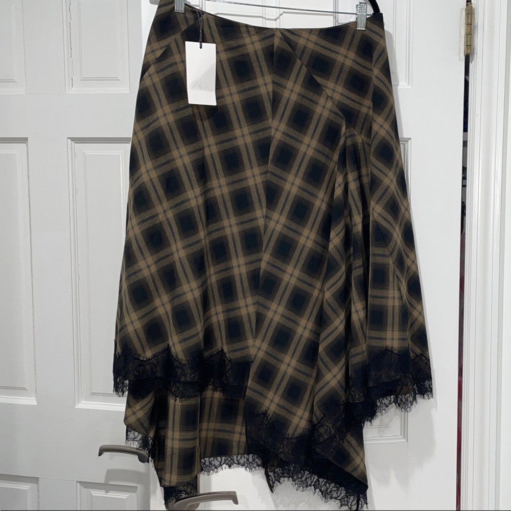 Zara Asymmetrical Plaid Skirt with Lace Trim - Black and Tan
